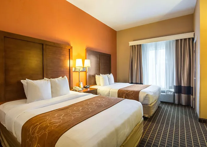 Comfort Suites
